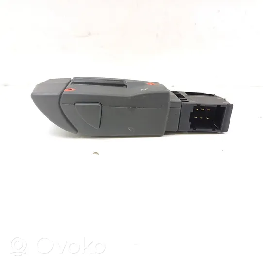 Renault Trafic III (X82) Interruptor de control multifunción 255522448R