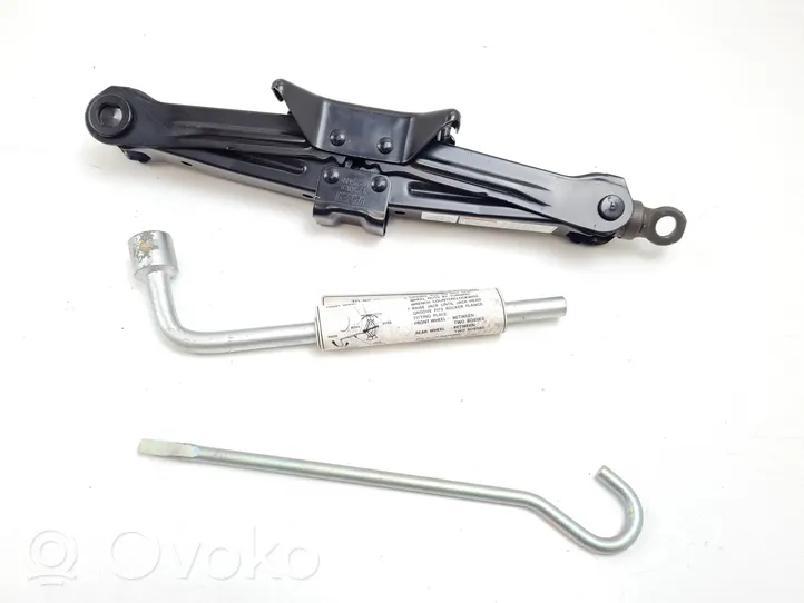 Suzuki Kizashi Kit d’outils 