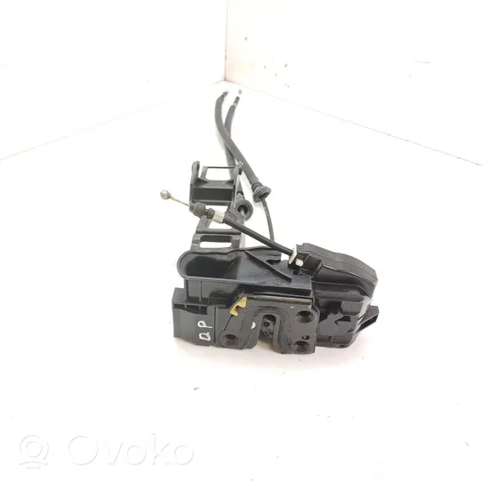 Hyundai Santa Fe Front door lock 813202B030