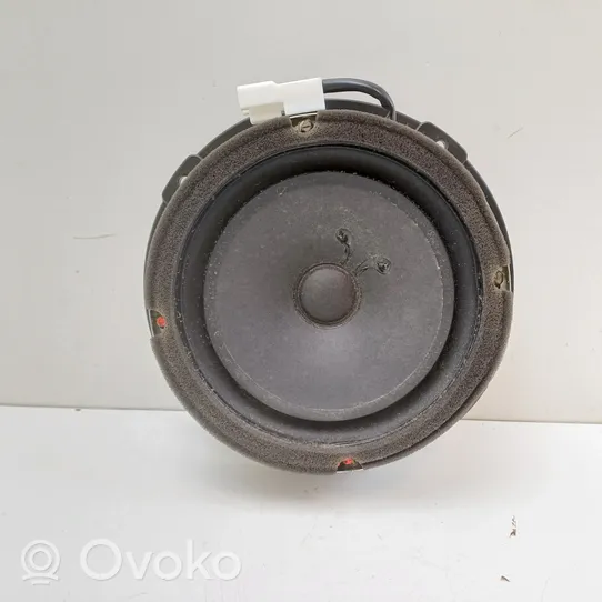 Hyundai Santa Fe Rear door speaker 963002B000