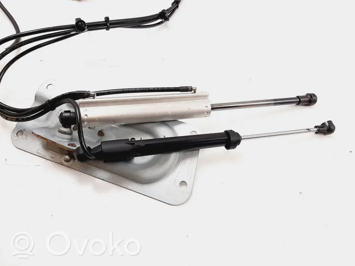 Mercedes-Benz GL X164 Tavaratilan luukun hydrauliikkasarja A2518000097