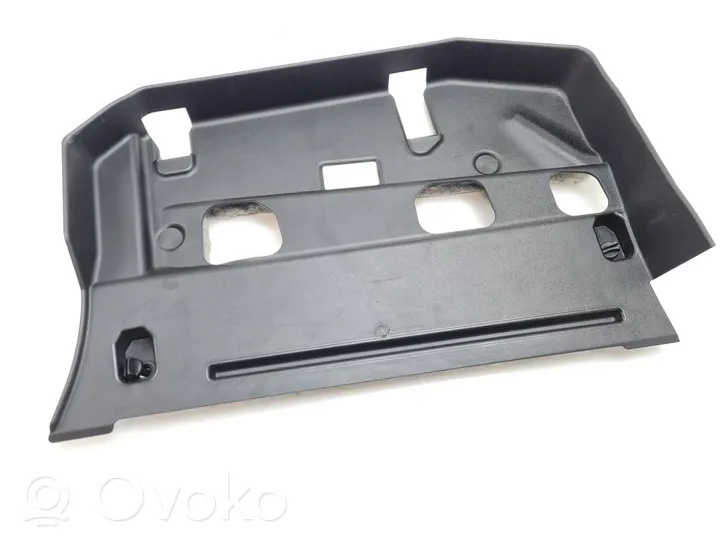 BMW 3 G20 G21 Panelės apdailos skydas (apatinis) 6846843