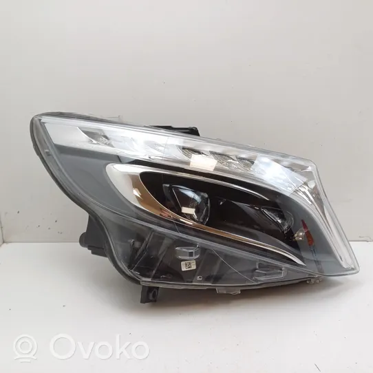 Mercedes-Benz Vito Viano W447 Lampa przednia A4479062401