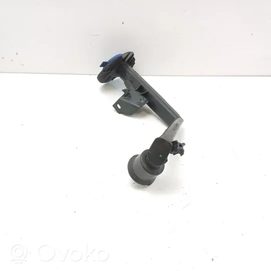 Mercedes-Benz E W213 Einfüllschlauch Waschwasserbehälter A2138690066