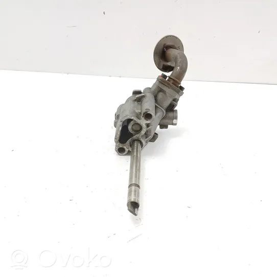 Volkswagen Transporter - Caravelle T4 Oil pump 026115153A