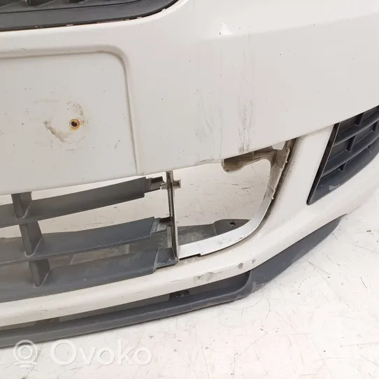 Skoda Praktik (5J8) Front bumper 5J0807221