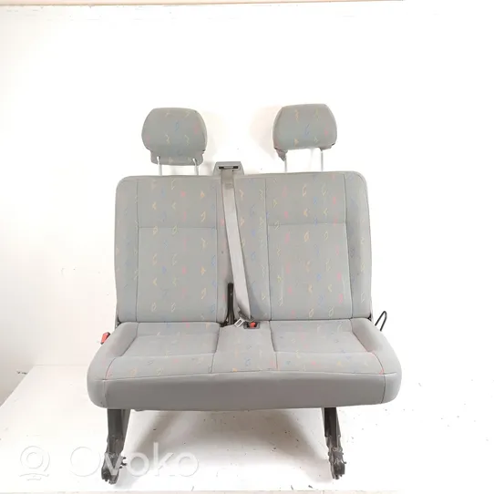 Volkswagen Transporter - Caravelle T5 Second row seats 7H0883669