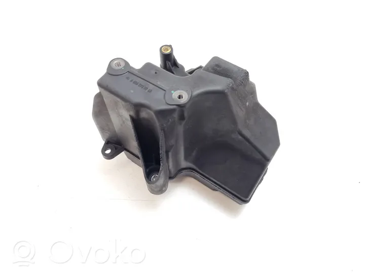 Mercedes-Benz CLS C257 Vacuum air tank A6560700068