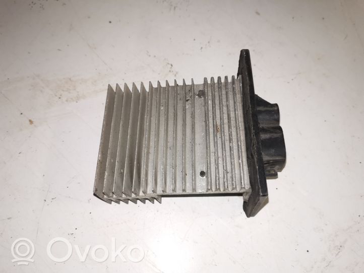 Audi V8 Pečiuko ventiliatoriaus reostatas (reustatas) STK6994J