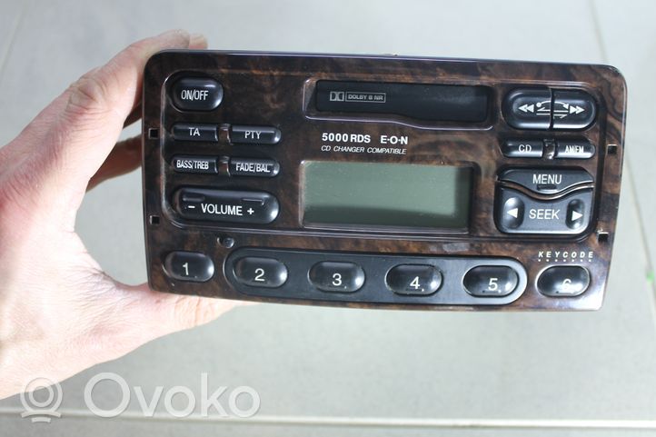 Ford Mondeo MK II Radija/ CD/DVD grotuvas/ navigacija 96AP18K876BC