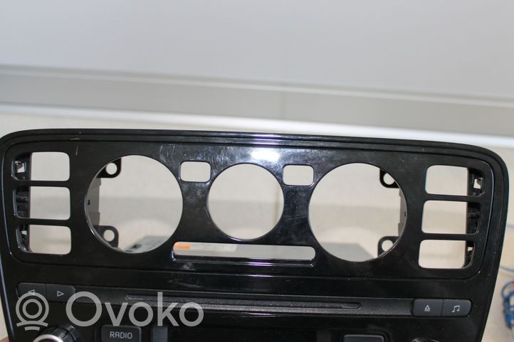 Volkswagen Up Klimato kontrolės/ pečiuko kontrolės apdaila 1S0820075A