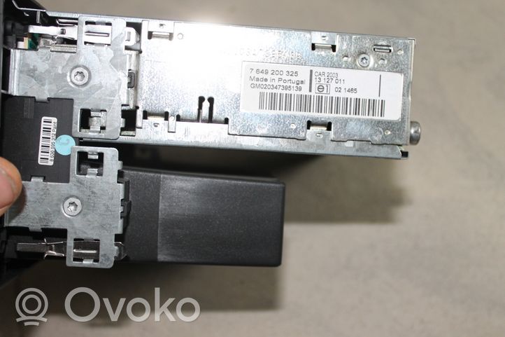 Opel Vivaro Panel / Radioodtwarzacz CD/DVD/GPS 13127011