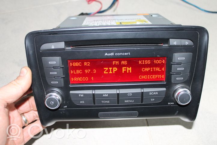 Audi TT TTS Mk2 Unidad delantera de radio/CD/DVD/GPS 8J0035186M