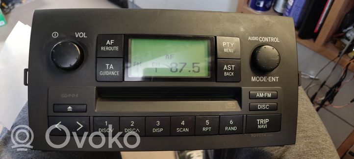Toyota Corolla Verso E121 Unité principale radio / CD / DVD / GPS 8612013060