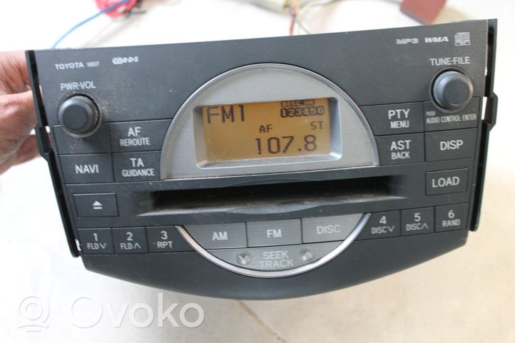 Toyota RAV 4 (XA30) Panel / Radioodtwarzacz CD/DVD/GPS 8612042220