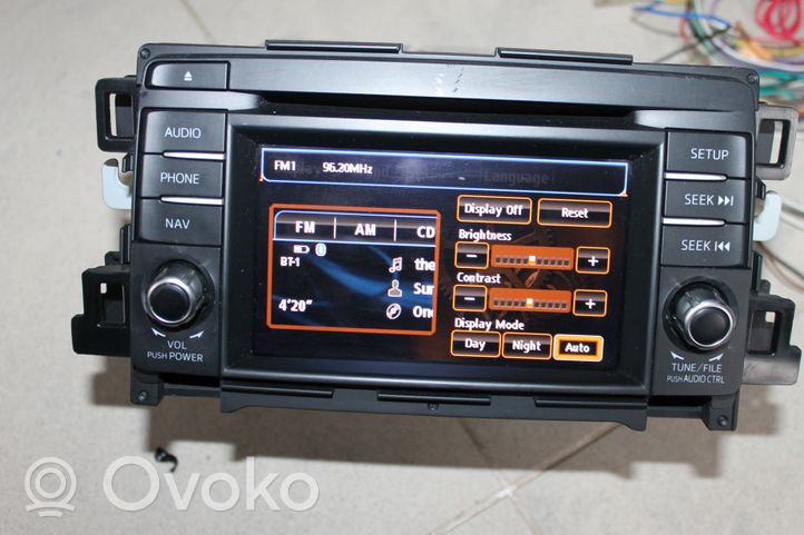 Mazda 6 Unité principale radio / CD / DVD / GPS CVVM42F4JMA