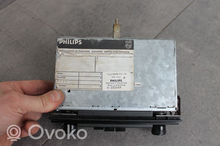 Mercedes-Benz E W124 Radio/CD/DVD/GPS-pääyksikkö 