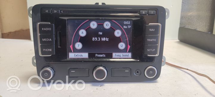 Volkswagen Touran I Panel / Radioodtwarzacz CD/DVD/GPS 3C0035270