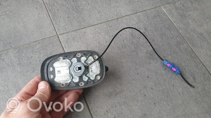 Volkswagen PASSAT B7 Antena (GPS antena) 3C0035507AA