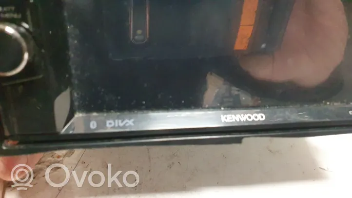 Honda CR-V Panel / Radioodtwarzacz CD/DVD/GPS KENWOOD