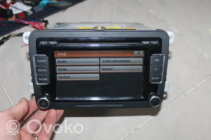Volkswagen PASSAT B7 Radio/CD/DVD/GPS-pääyksikkö 3C8035190C
