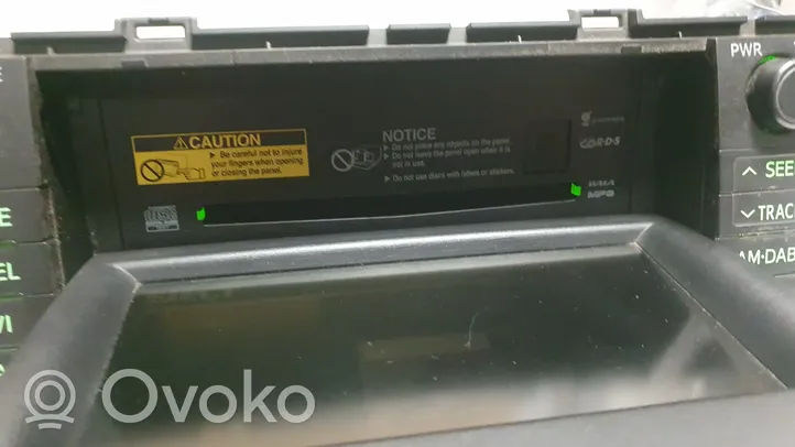 Toyota Prius (XW30) Radio/CD/DVD/GPS-pääyksikkö 8612047410