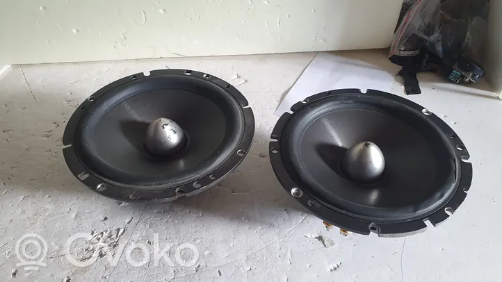 Volkswagen Golf IV Front door speaker POLKAUDIO