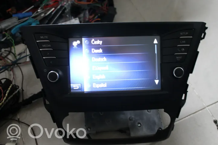 Toyota Avensis T270 Unità principale autoradio/CD/DVD/GPS 8614005200