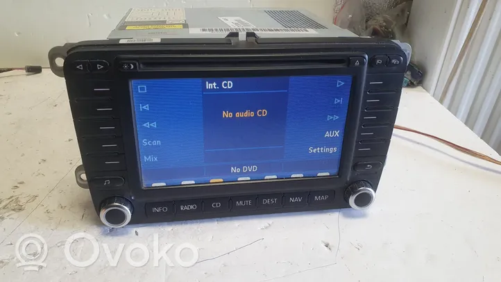 Volkswagen Touran I Panel / Radioodtwarzacz CD/DVD/GPS 1K0035198A