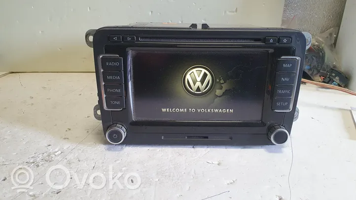 Volkswagen PASSAT B7 Unité principale radio / CD / DVD / GPS 1T0035680D
