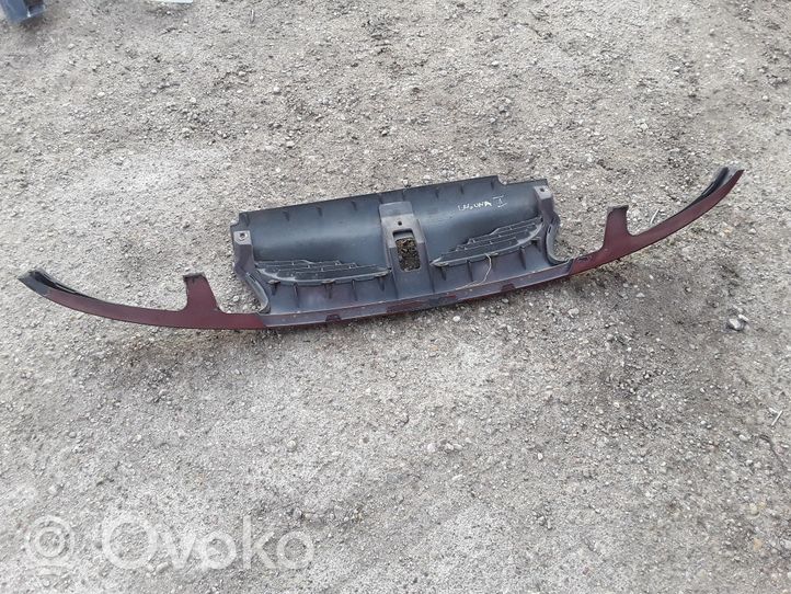 Renault Laguna I Front bumper upper radiator grill 4727