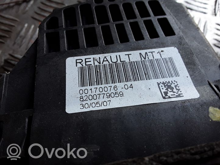 Renault Megane II Vaihteenvalitsimen verhoilu 8200779059