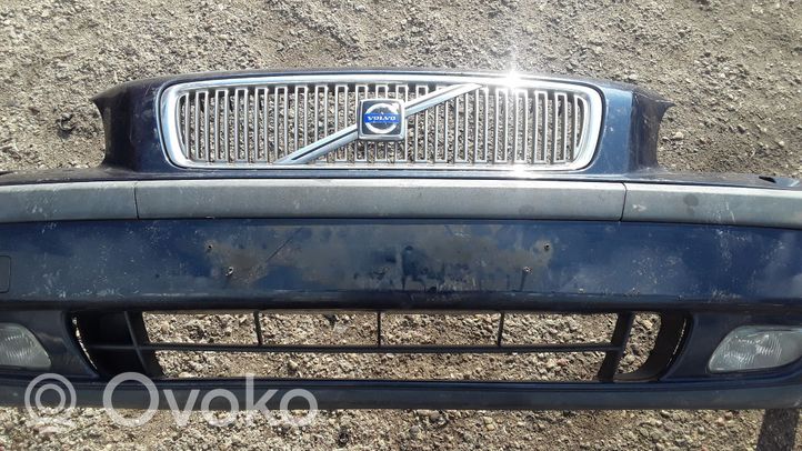 Volvo V70 Paraurti anteriore 09484239
