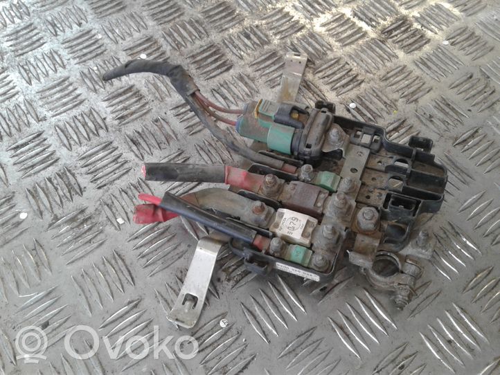 Renault Trafic II (X83) Cableado positivo 8200520034