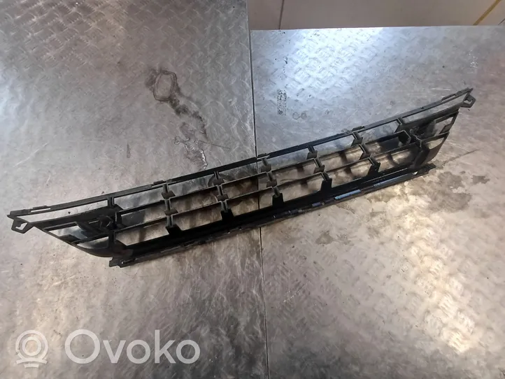 Volvo XC60 Grille inférieure de pare-chocs avant 31323775