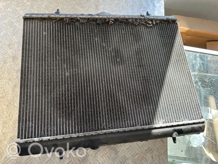 Peugeot 3008 I Radiateur de refroidissement 9682477580