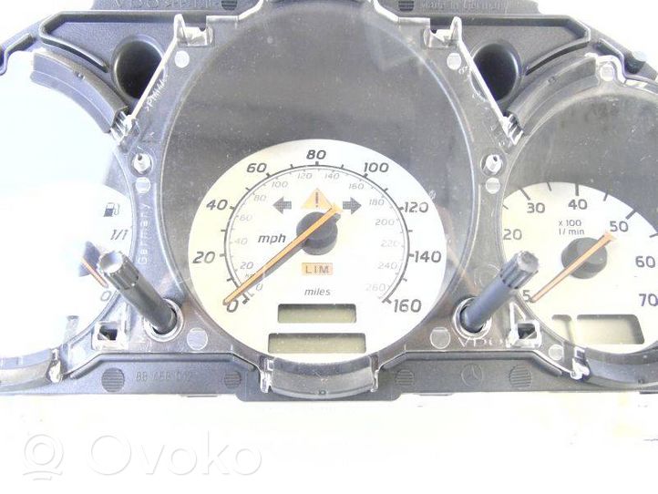 Mercedes-Benz SLK R170 Tachimetro (quadro strumenti) A1705405511