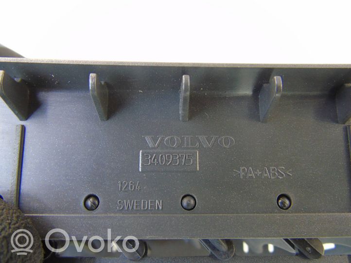 Volvo V70 Dysze / Kratki środkowego nawiewu deski rozdzielczej 3409375