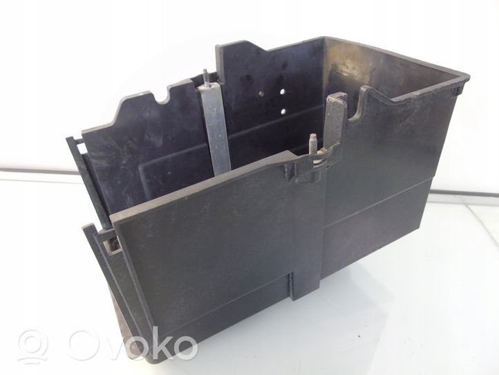 Ford Kuga II Support boîte de batterie AM5110723AD