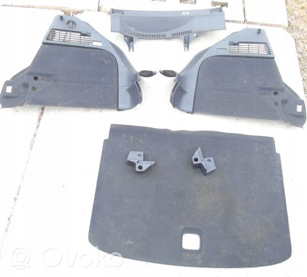 Audi A1 Set rivestimento portellone posteriore/bagagliaio 