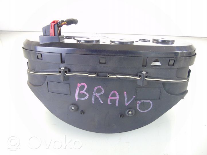 Fiat Bravo Spidometras (prietaisų skydelis) 55500198
