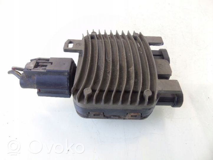 Volvo V40 Fan control module 