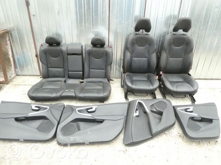 Volvo V40 Cross country Interior set 