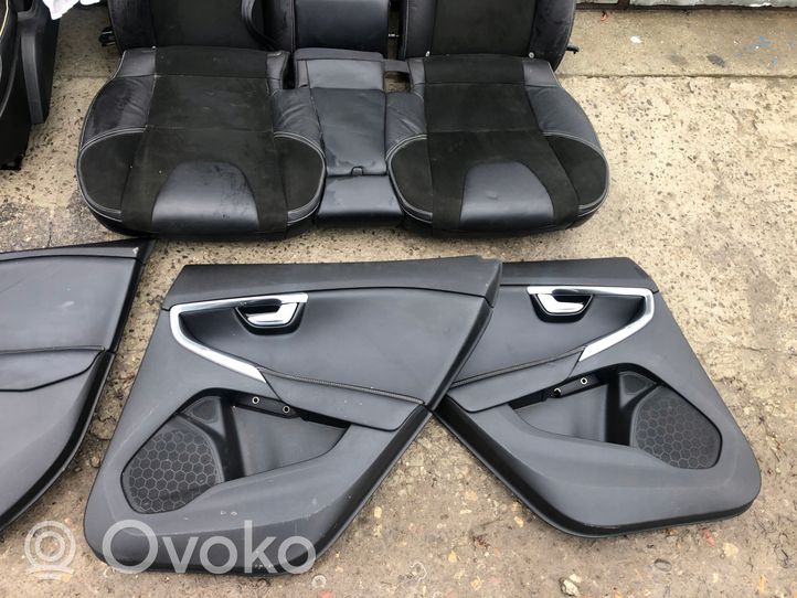 Volvo V40 Set interni 