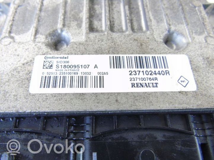 Dacia Duster Sterownik / Moduł ECU 237102440R