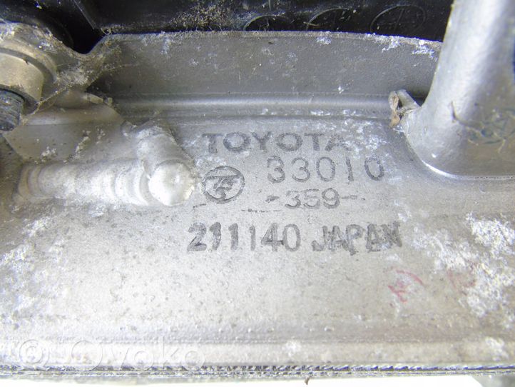 Toyota Yaris Chłodnica powietrza doładowującego / Intercooler 33010359