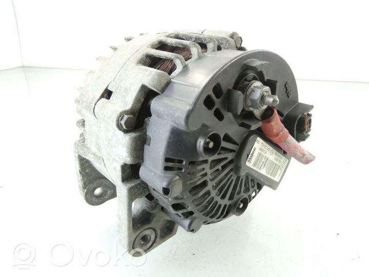 Renault Megane III Generatore/alternatore 231000026R