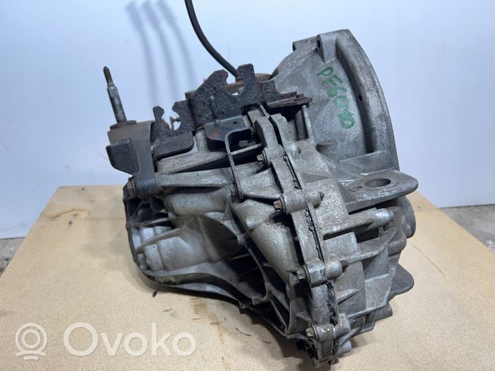 Opel Vivaro Manual 6 speed gearbox PF6010