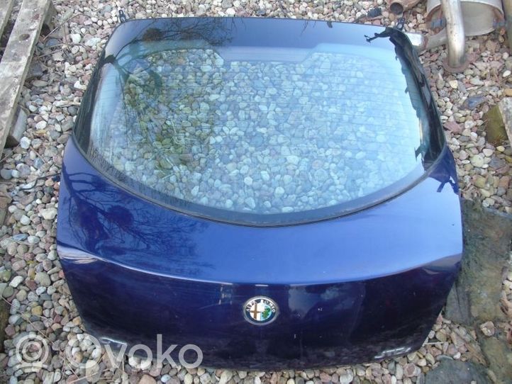 Alfa Romeo GT Takaluukun/tavaratilan kansi 