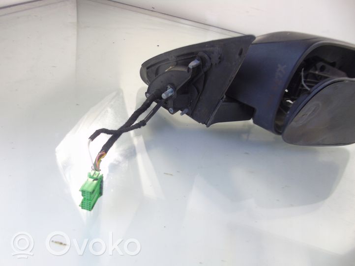 Volvo XC70 Front door electric wing mirror 